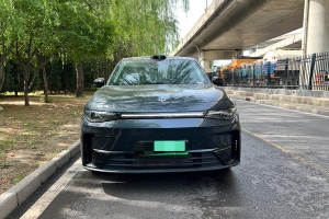 零跑C10 零跑 210智享版
