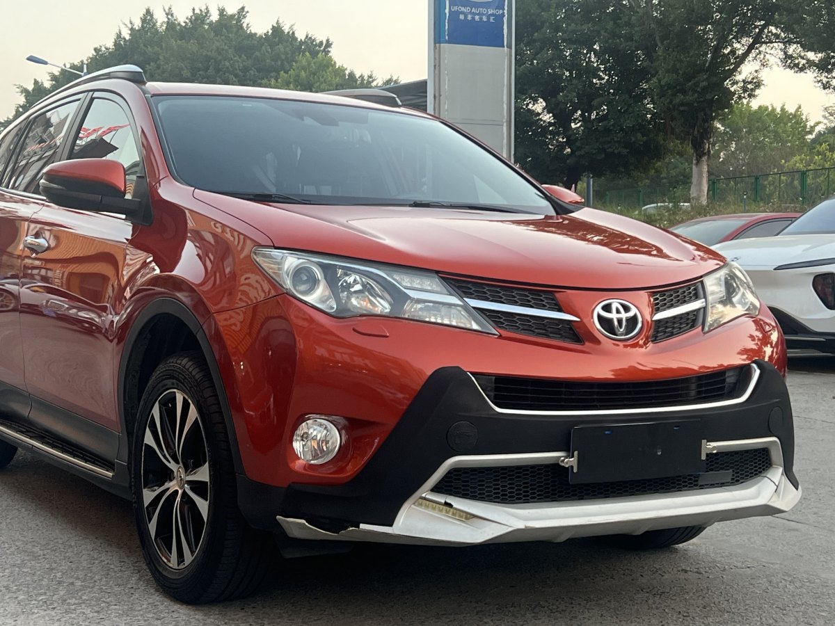 豐田 RAV4榮放  2013款 2.5L 自動(dòng)四驅(qū)尊貴版圖片