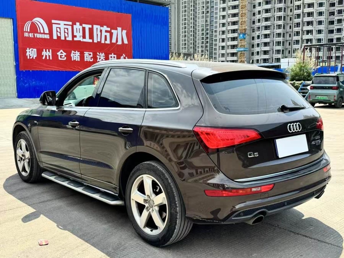 奧迪 奧迪Q5  2017款 Plus 40 TFSI 進(jìn)取型圖片