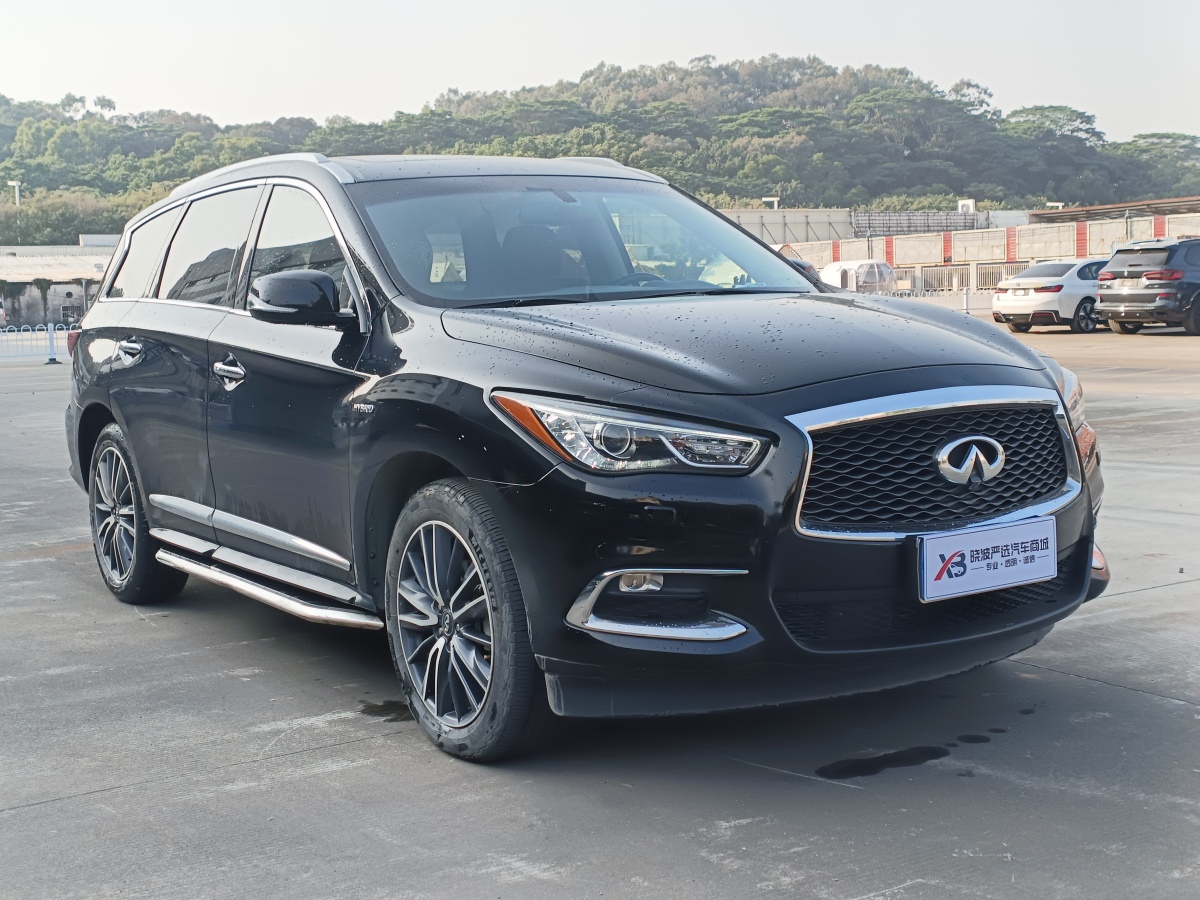 英菲尼迪 QX60  2018款 2.5T Hybrid 兩驅(qū)冠軍家庭版圖片