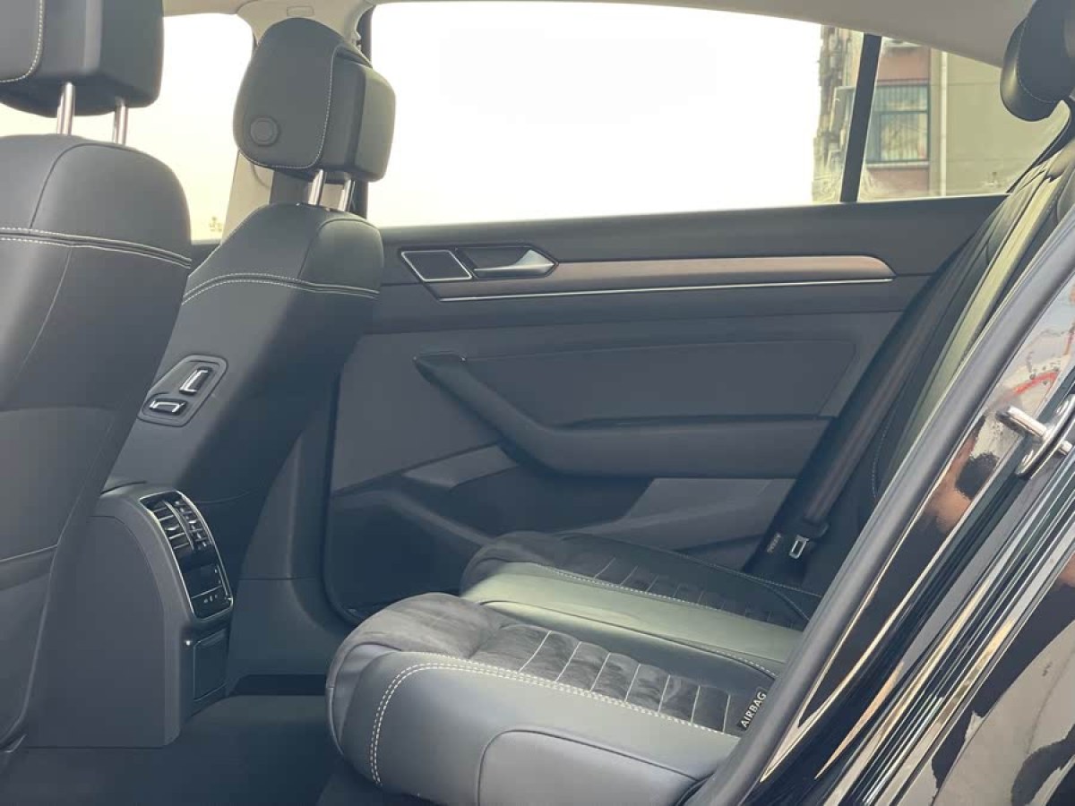 大眾 邁騰  2020款 330TSI DSG 豪華型圖片