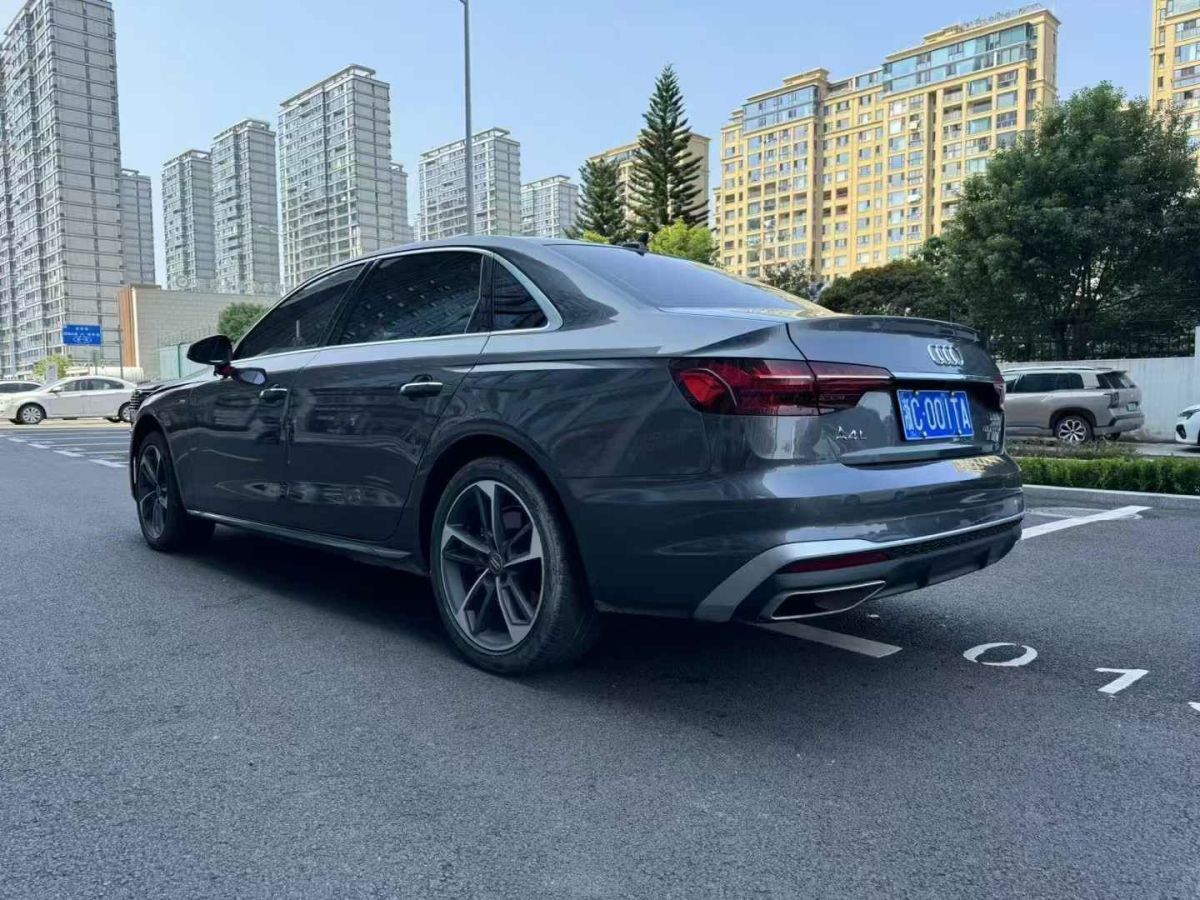 奧迪 奧迪A4L  2023款 35 TFSI 時(shí)尚動(dòng)感型圖片