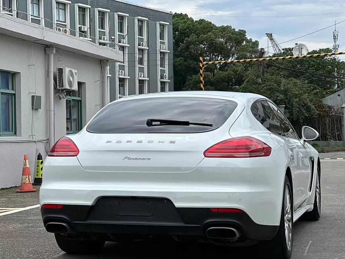 保時(shí)捷 Panamera  2014款 Panamera 3.0T圖片