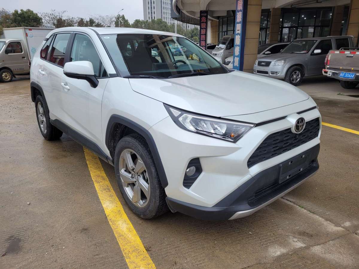 豐田 rav4榮放 2021款 2.0l cvt兩驅風尚版圖片