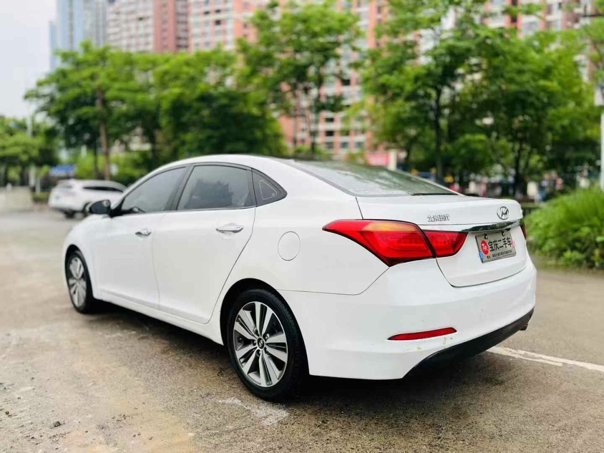 現(xiàn)代 名圖 圖片