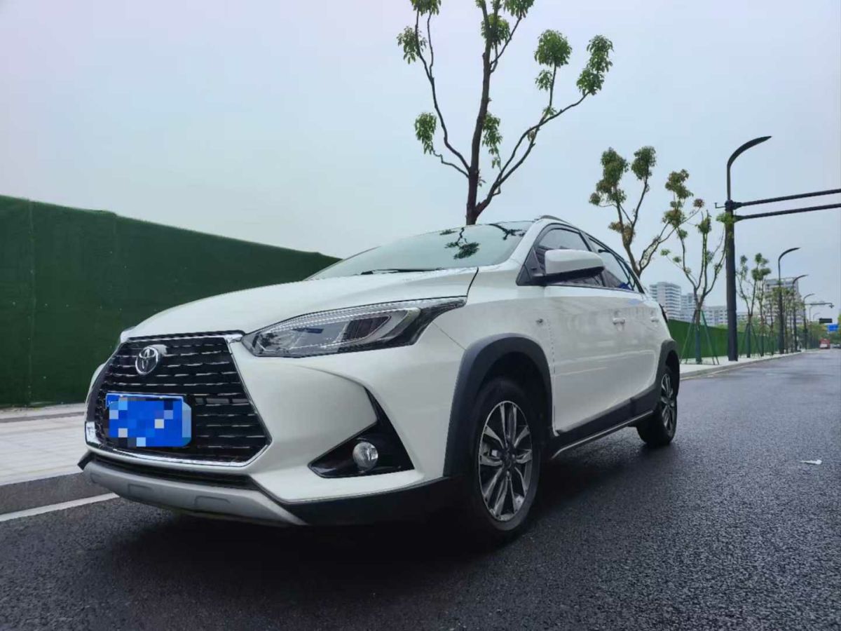 豐田 奕澤IZOA  2023款 雙擎 2.0L 奕炫版圖片