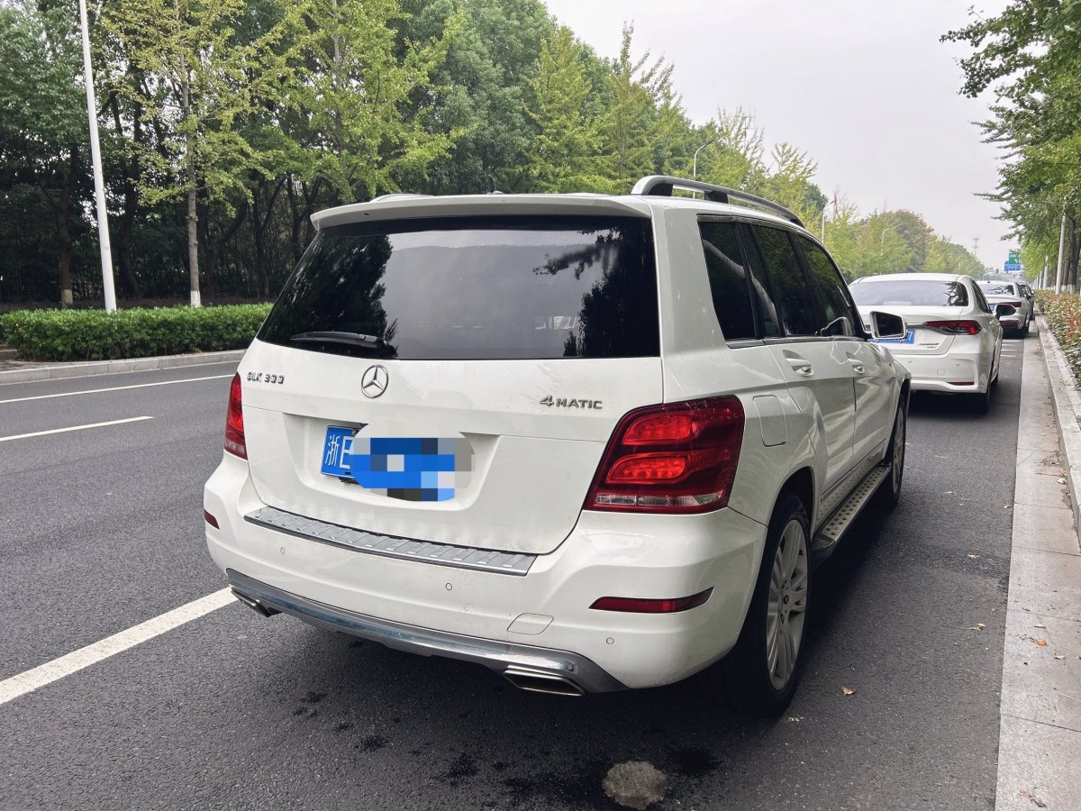 2015年6月奔馳 奔馳GLK級  2015款 GLK 260 4MATIC 動感型 極致版