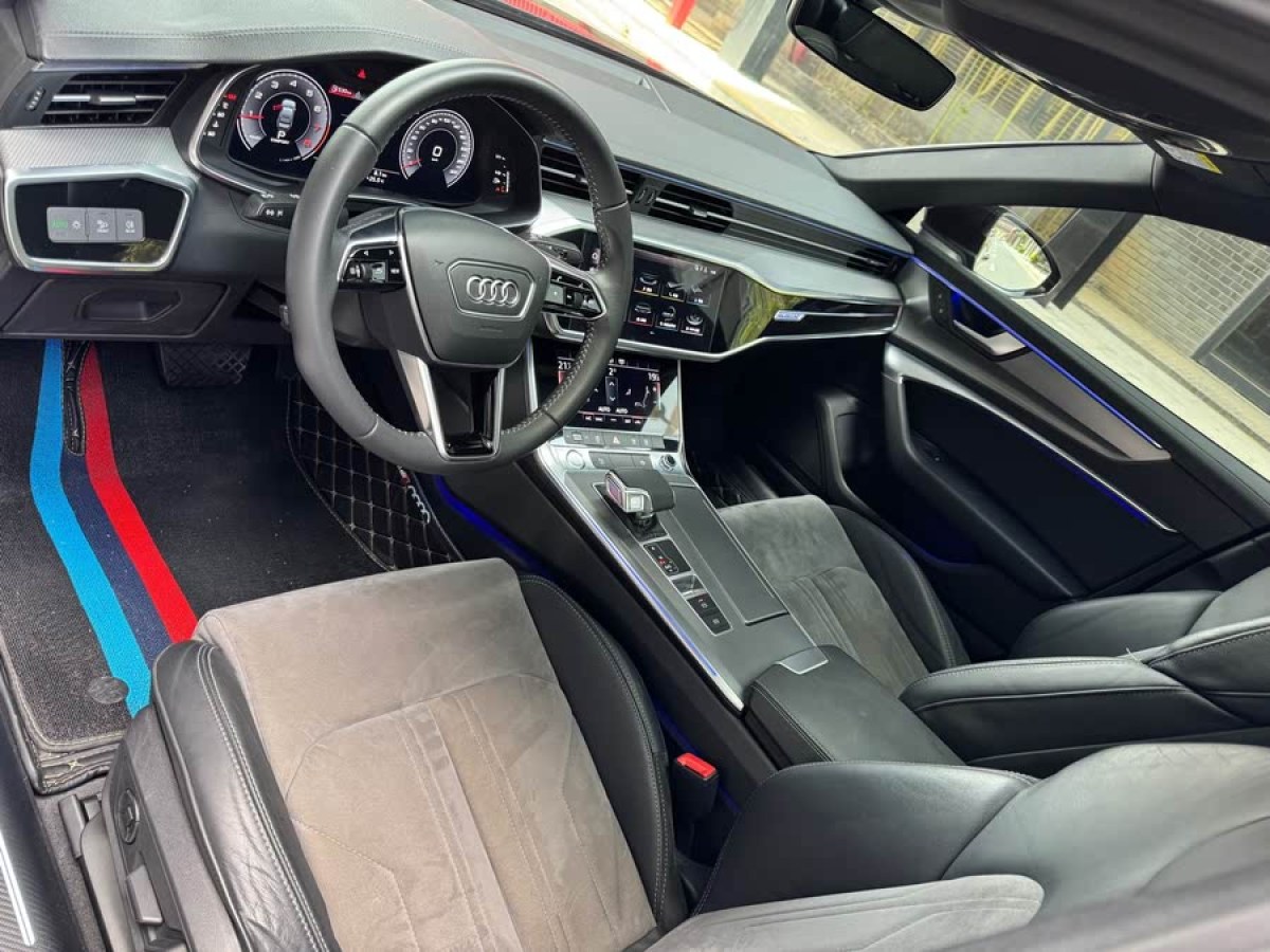 奧迪 奧迪A6L  2021款 40 TFSI 豪華動(dòng)感型圖片