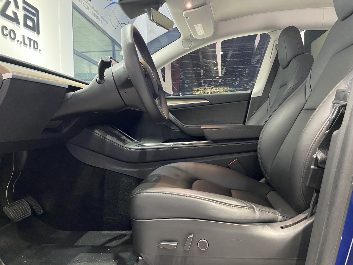 特斯拉 Model Y  2021款 長(zhǎng)續(xù)航全輪驅(qū)動(dòng)版 3D7圖片