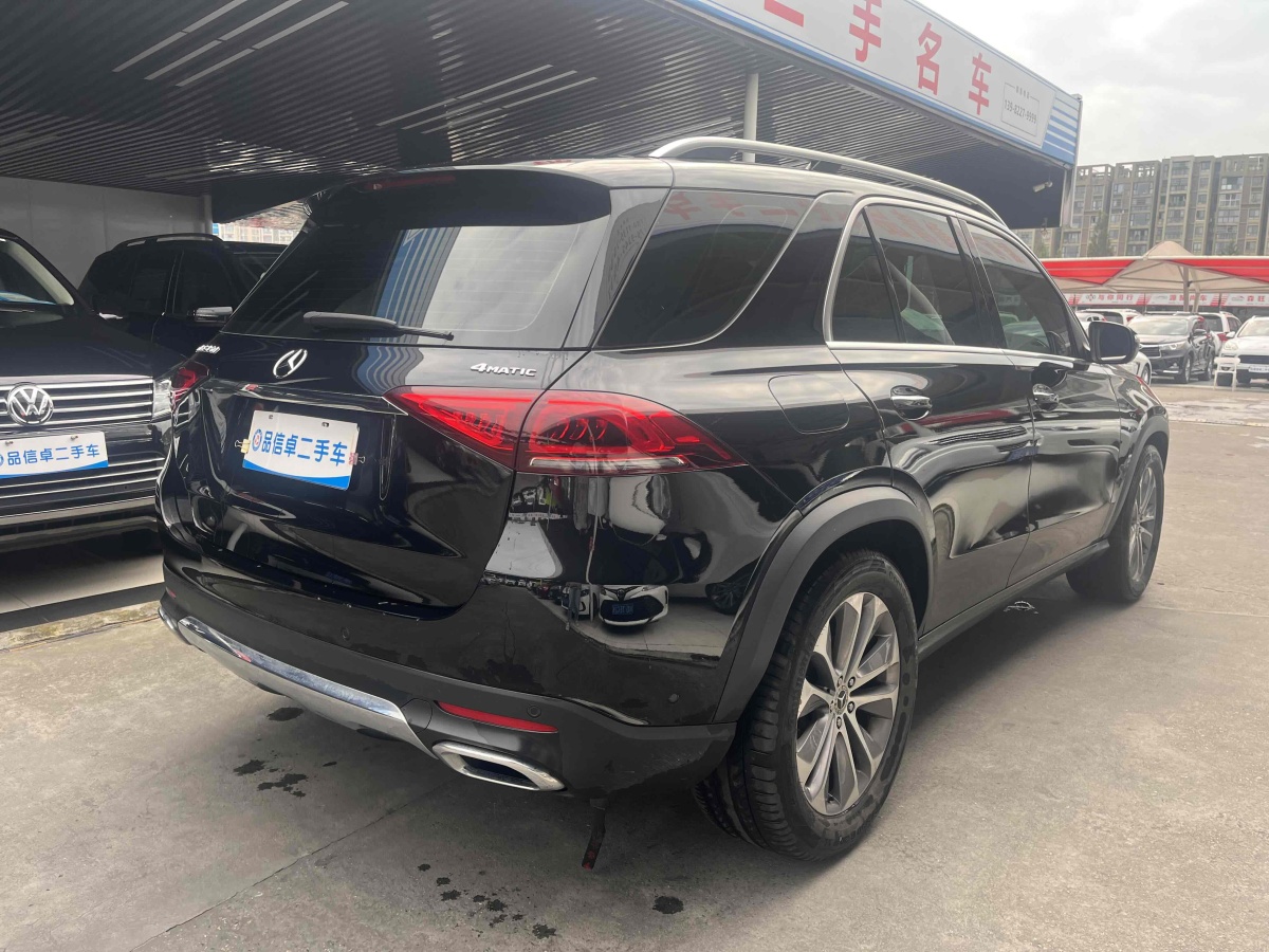 奔馳 奔馳GLE  2022款 改款 GLE 350 4MATIC 時(shí)尚型圖片