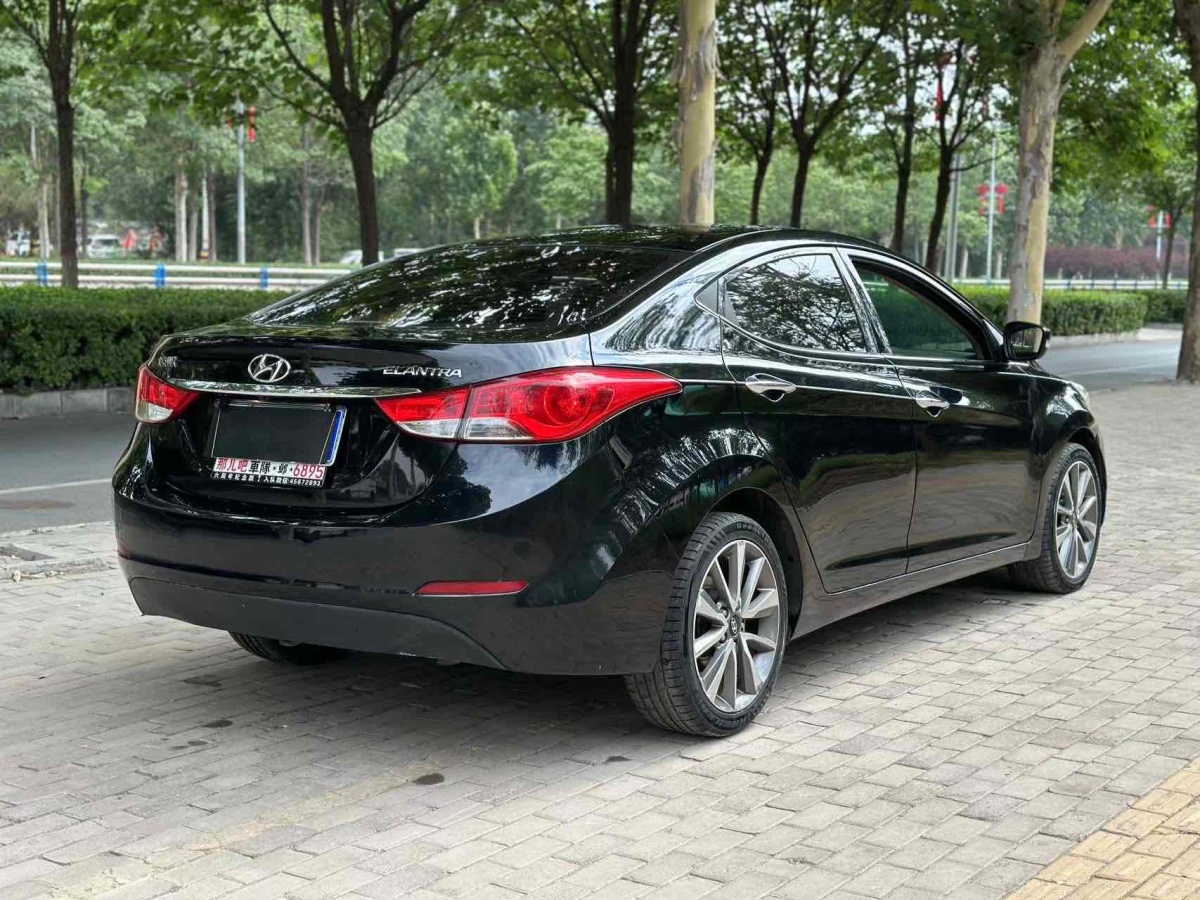 現(xiàn)代 朗動  2015款 1.6L 自動領(lǐng)先型圖片