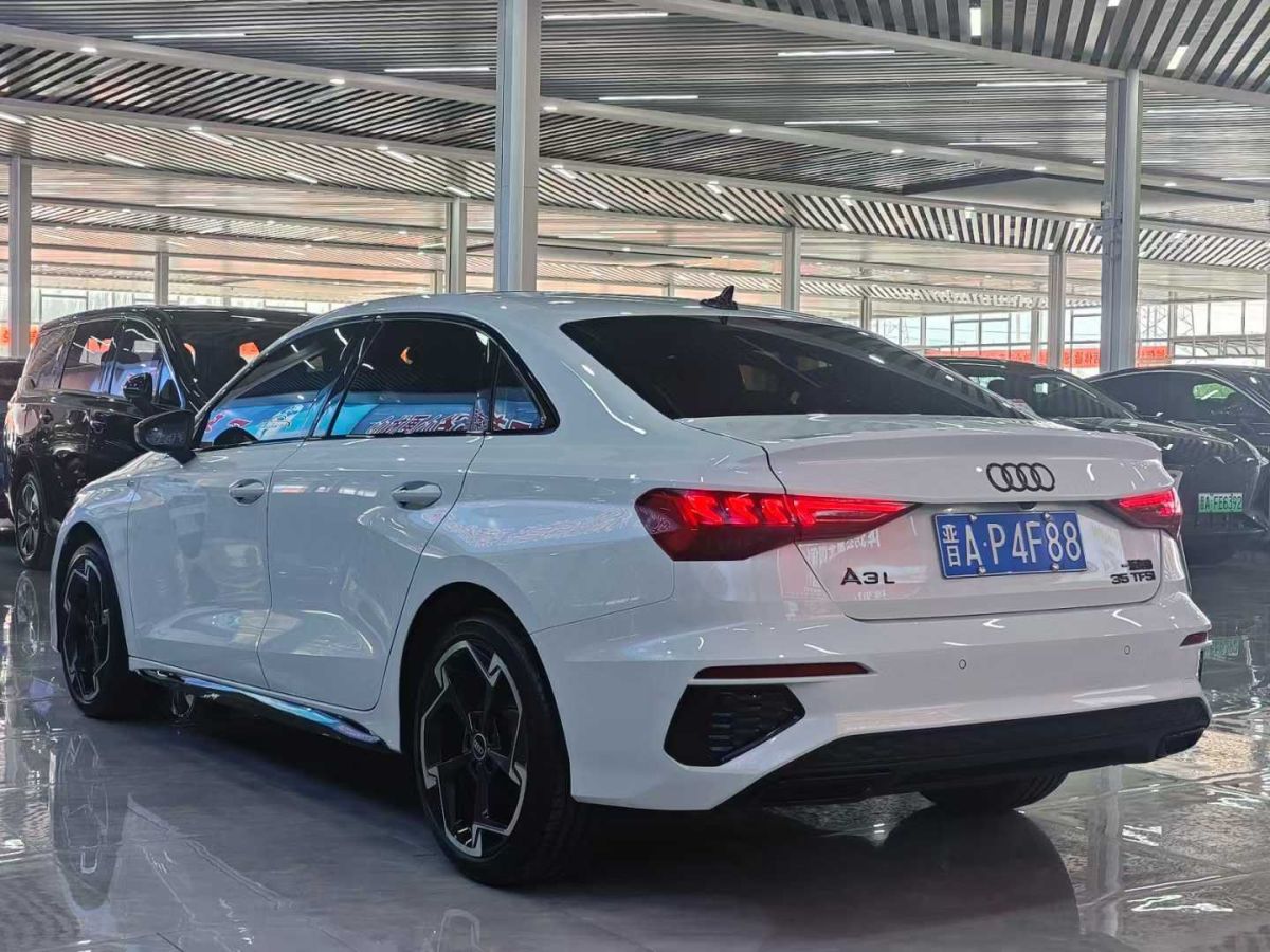 奧迪 奧迪A3  2023款 A3L Limousine 35 TFSI 時(shí)尚致雅型圖片