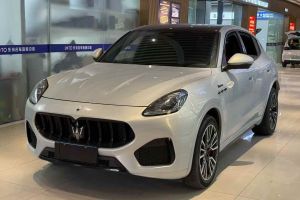 GranCabrio 瑪莎拉蒂 3.0T Trofeo