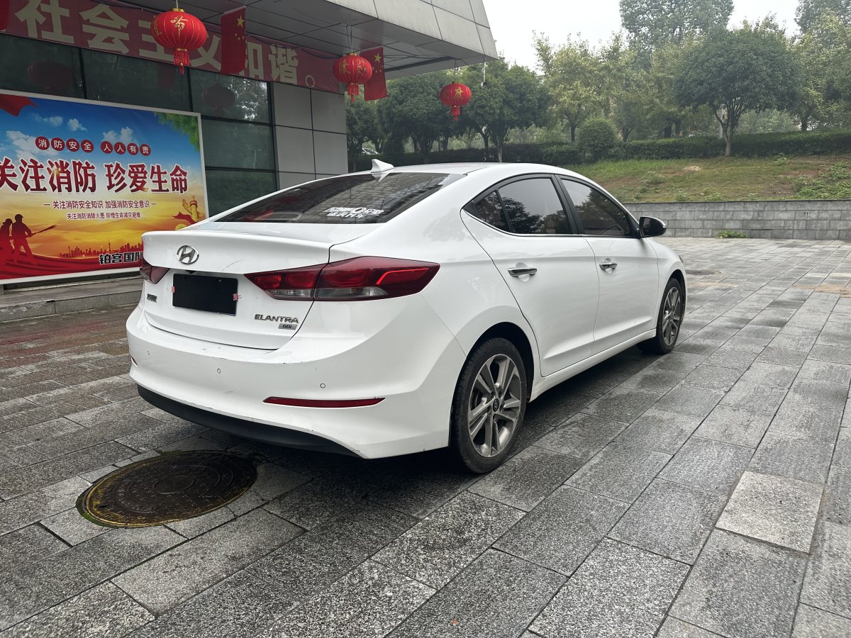 現(xiàn)代 領(lǐng)動  2018款 1.6L 自動15周年特別版圖片