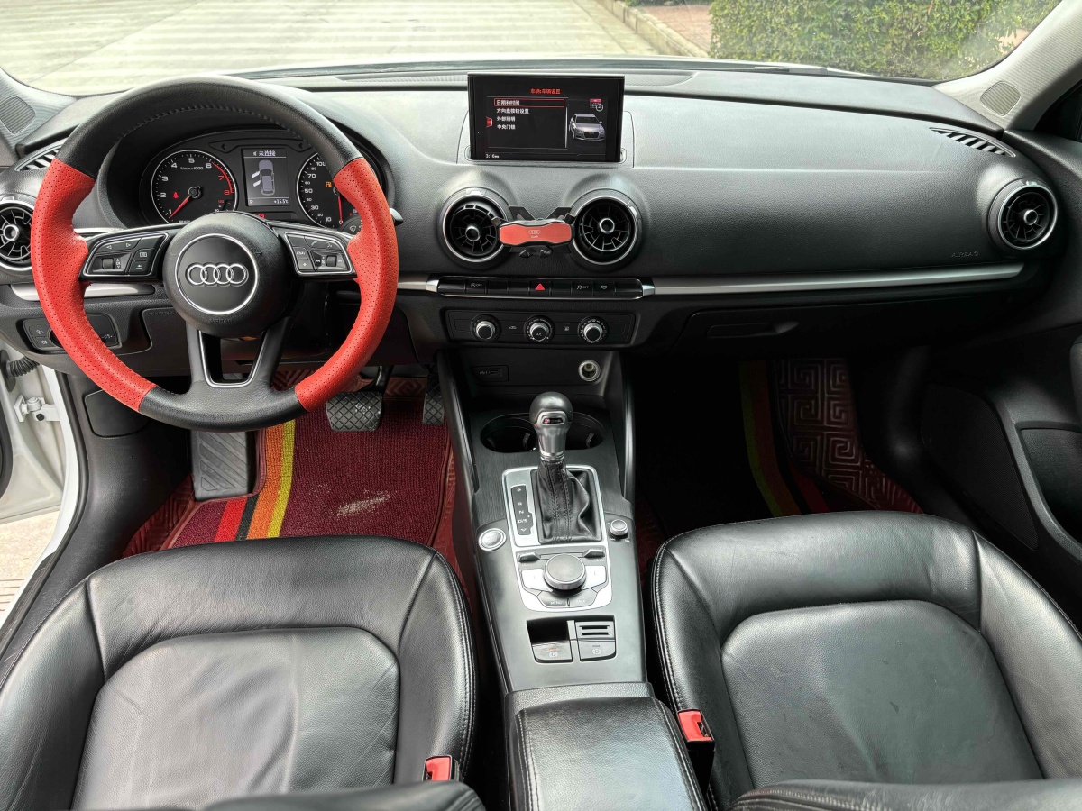 奧迪 奧迪A3  2018款 30周年年型 Sportback 35 TFSI 風尚型圖片