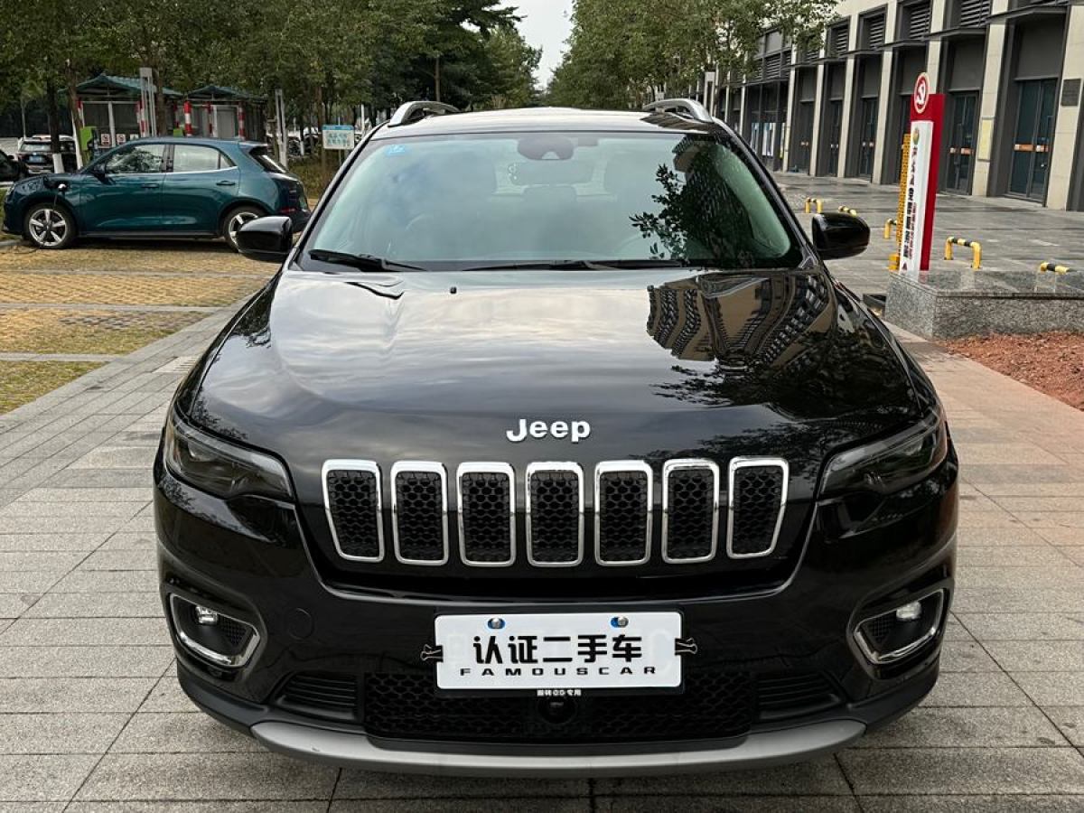 Jeep 自由光  2019款 2.0T 四驅(qū)探享版+自動駕駛智慧包圖片