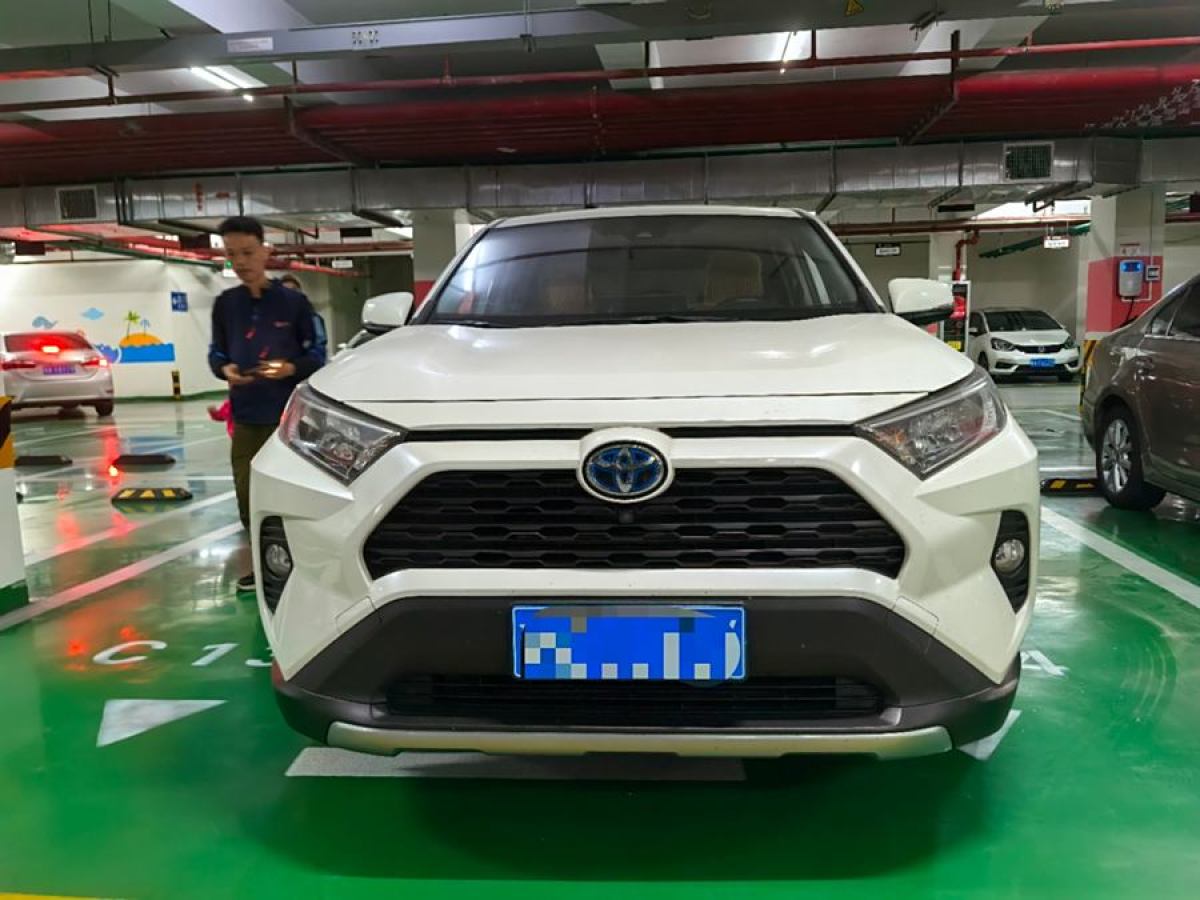 豐田 RAV4榮放  2023款 雙擎 2.5L E-CVT兩驅精英版圖片