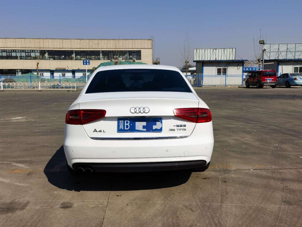 奥迪 奥迪A4L  2013款 35 TFSI 自动标准型图片