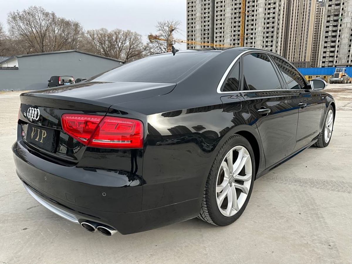 奧迪 奧迪S8  2013款 S8 4.0TFSI quattro圖片