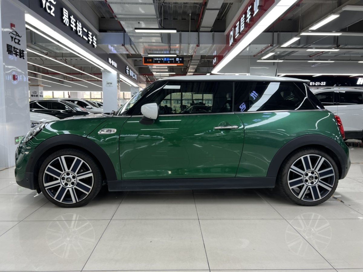 2020年9月MINI MINI  2020款 2.0T COOPER S 賽車(chē)手