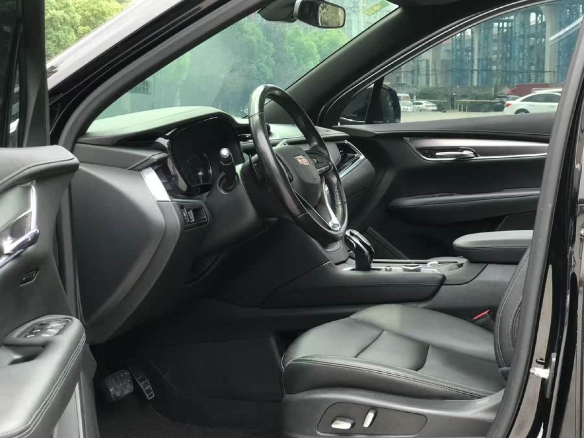 凱迪拉克 XT6  2021款 28T 六座風尚型圖片