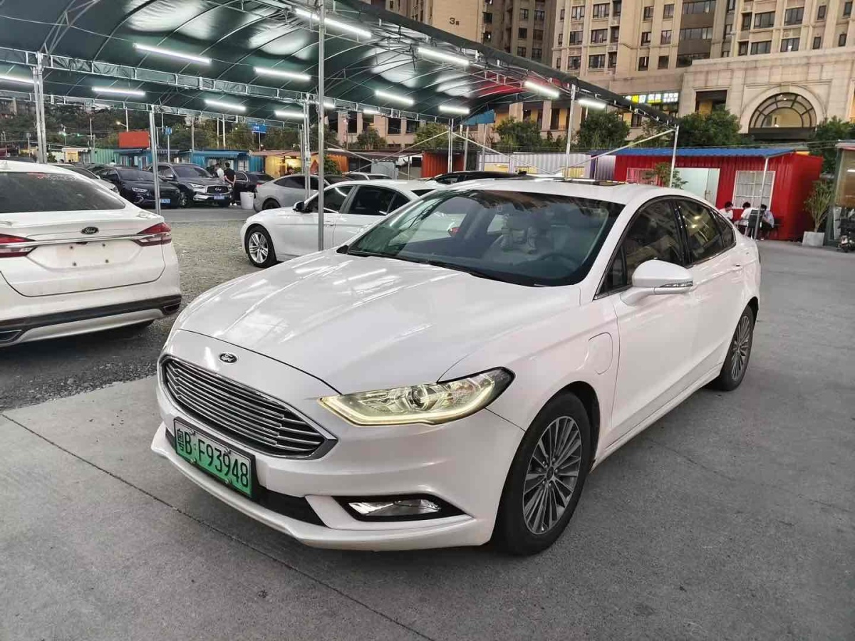 福特 蒙迪歐新能源  2018款  2.0 PHEV 智控時(shí)尚型 國(guó)VI圖片