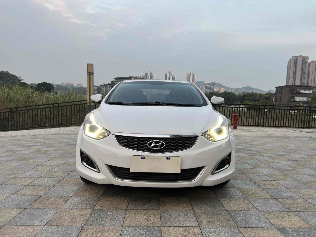 現(xiàn)代 朗動  2016款 1.6L 自動尊貴型圖片