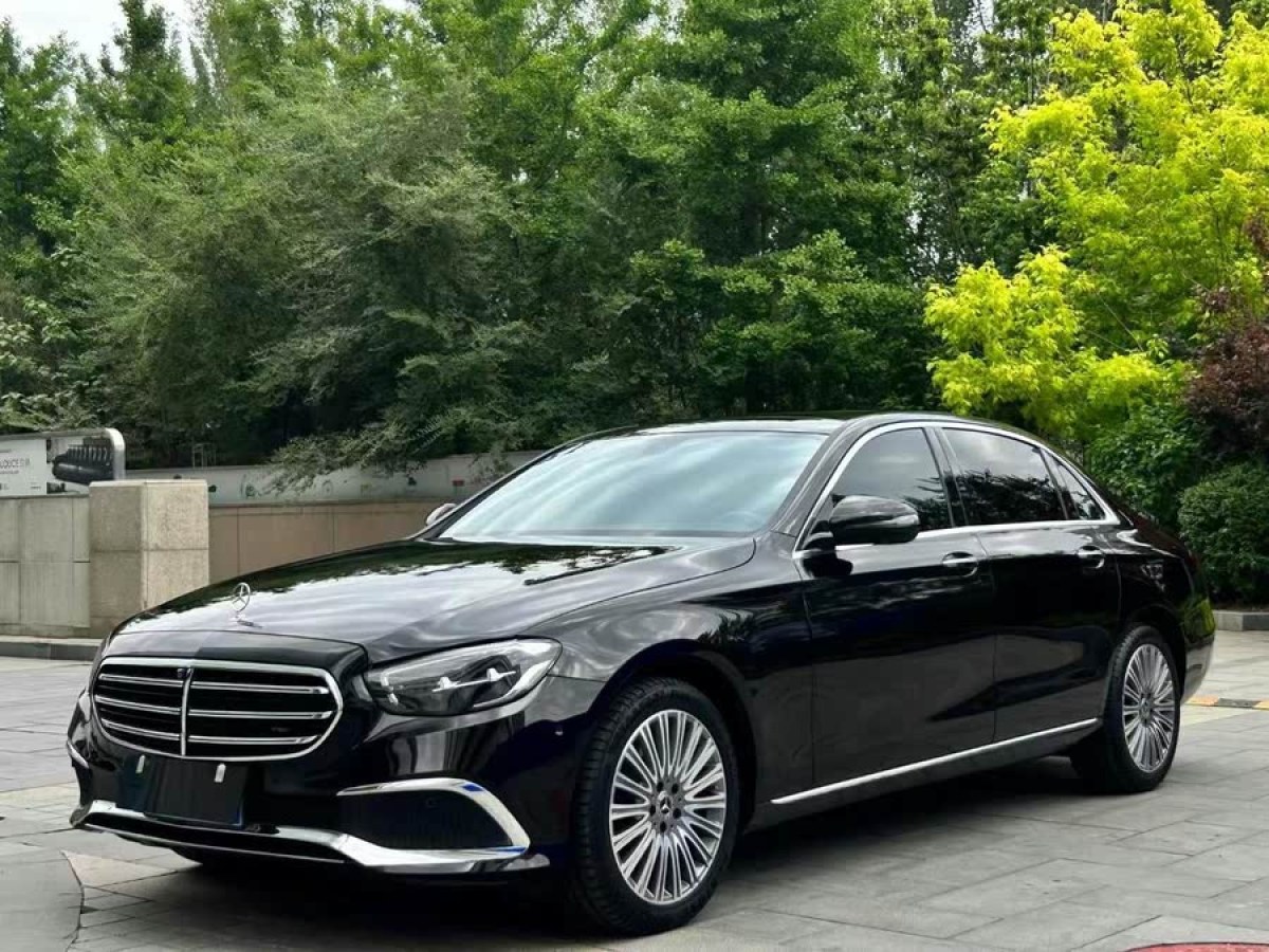 奔馳 奔馳E級  2022款 改款二 E 300 L 時尚型圖片
