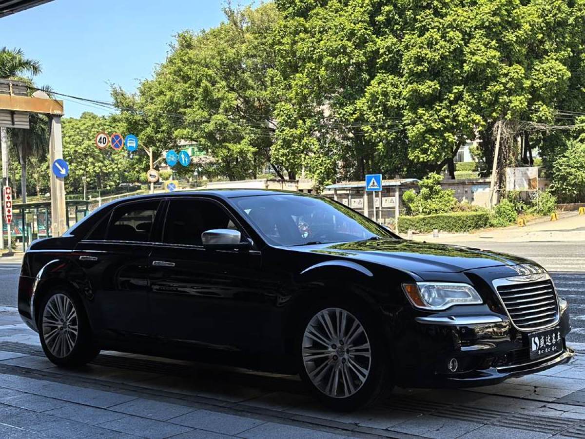 克萊斯勒 300C  2013款 3.6L 尊崇版圖片