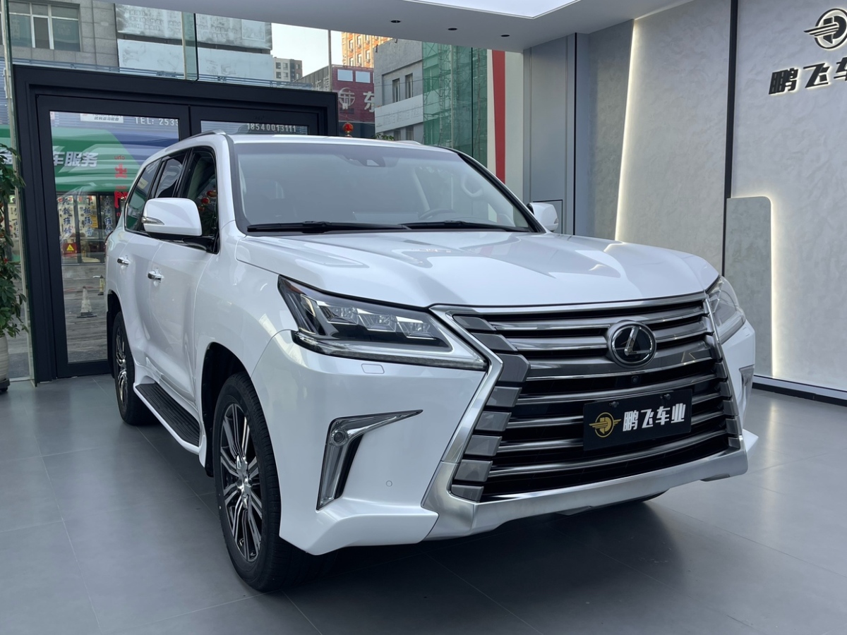 雷克薩斯2021款LX570標(biāo)準(zhǔn)型（加版）圖片