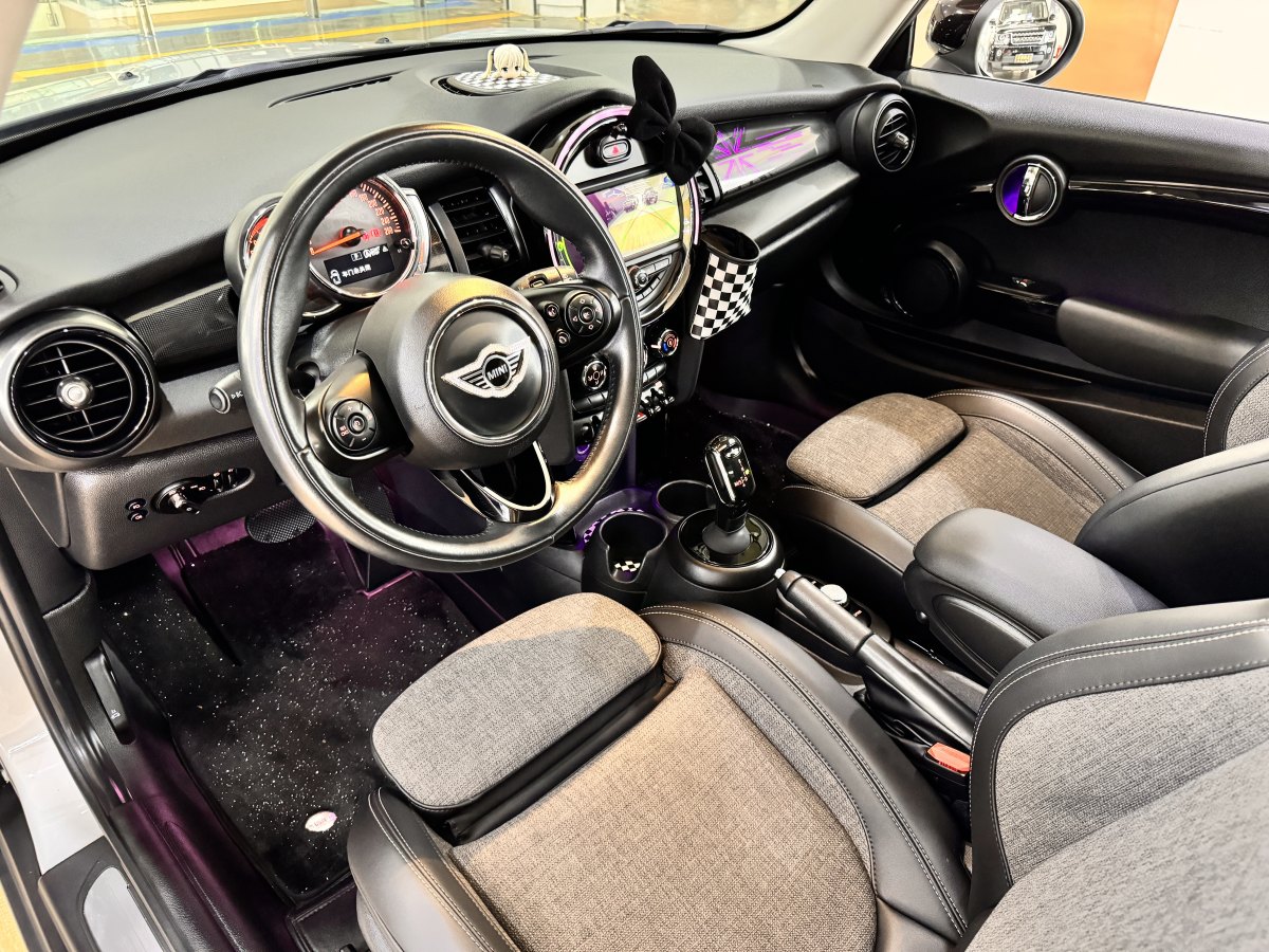 MINI MINI  2019款 1.5T COOPER 經(jīng)典派圖片