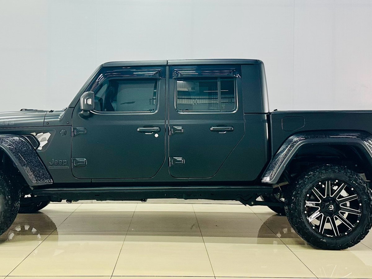 Jeep 角斗士  2022款 3.6L 先行版圖片