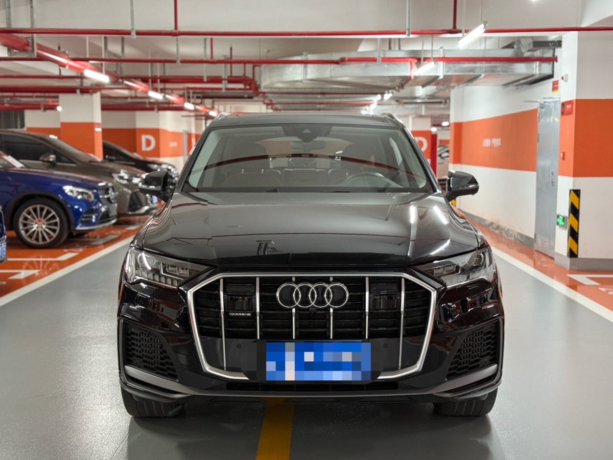 奧迪 奧迪Q7  2021款 55 TFSI quattro S line運(yùn)動(dòng)型圖片