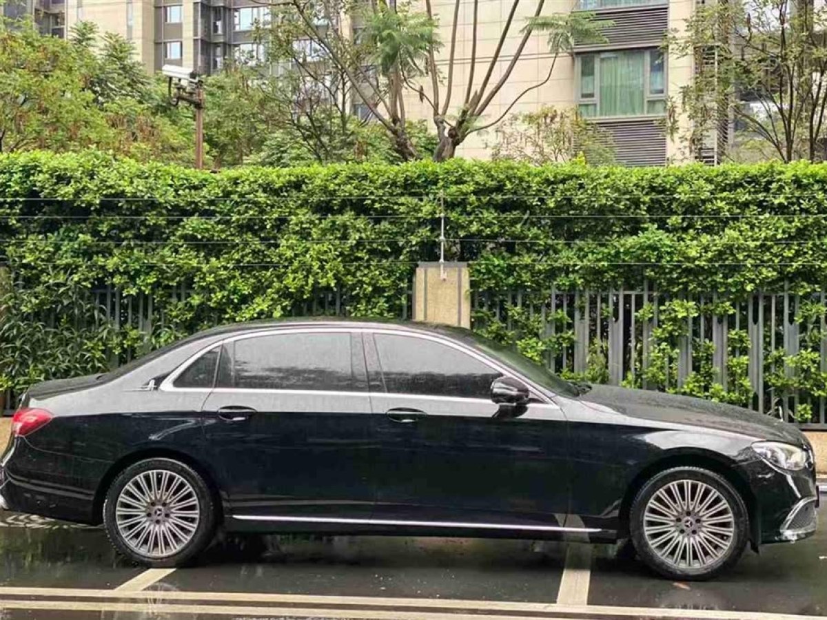 奔馳 奔馳E級  2021款 改款 E 300 L 時尚型圖片
