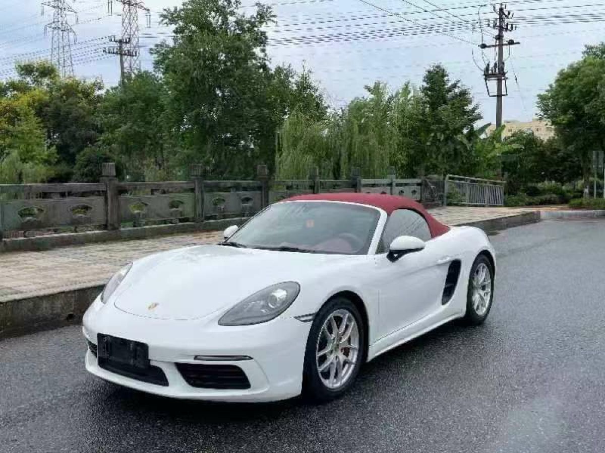 保时捷 Boxster 图片