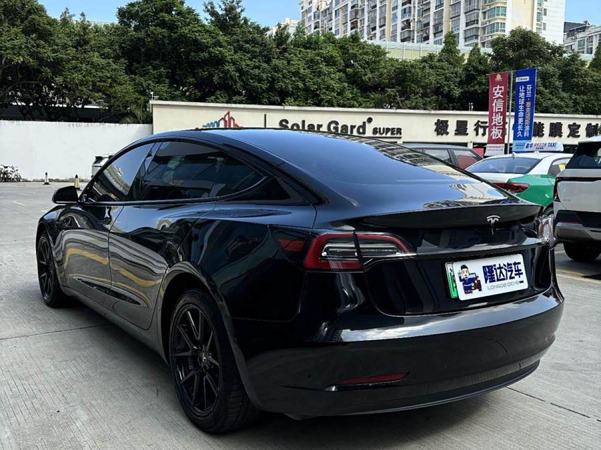 特斯拉 Model 3  2022款 改款 后輪驅(qū)動版圖片