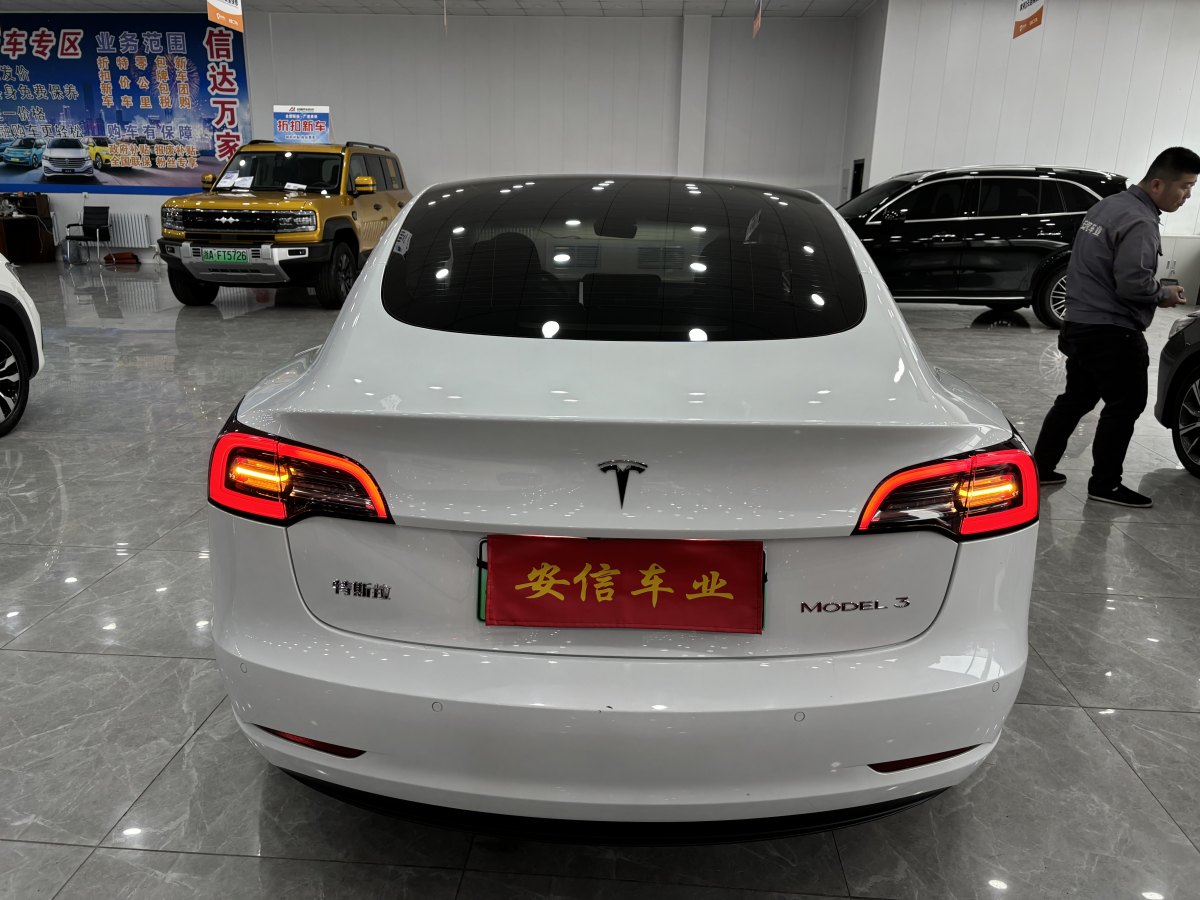 2021年5月特斯拉 Model 3  2019款 標(biāo)準(zhǔn)續(xù)航后驅(qū)升級(jí)版