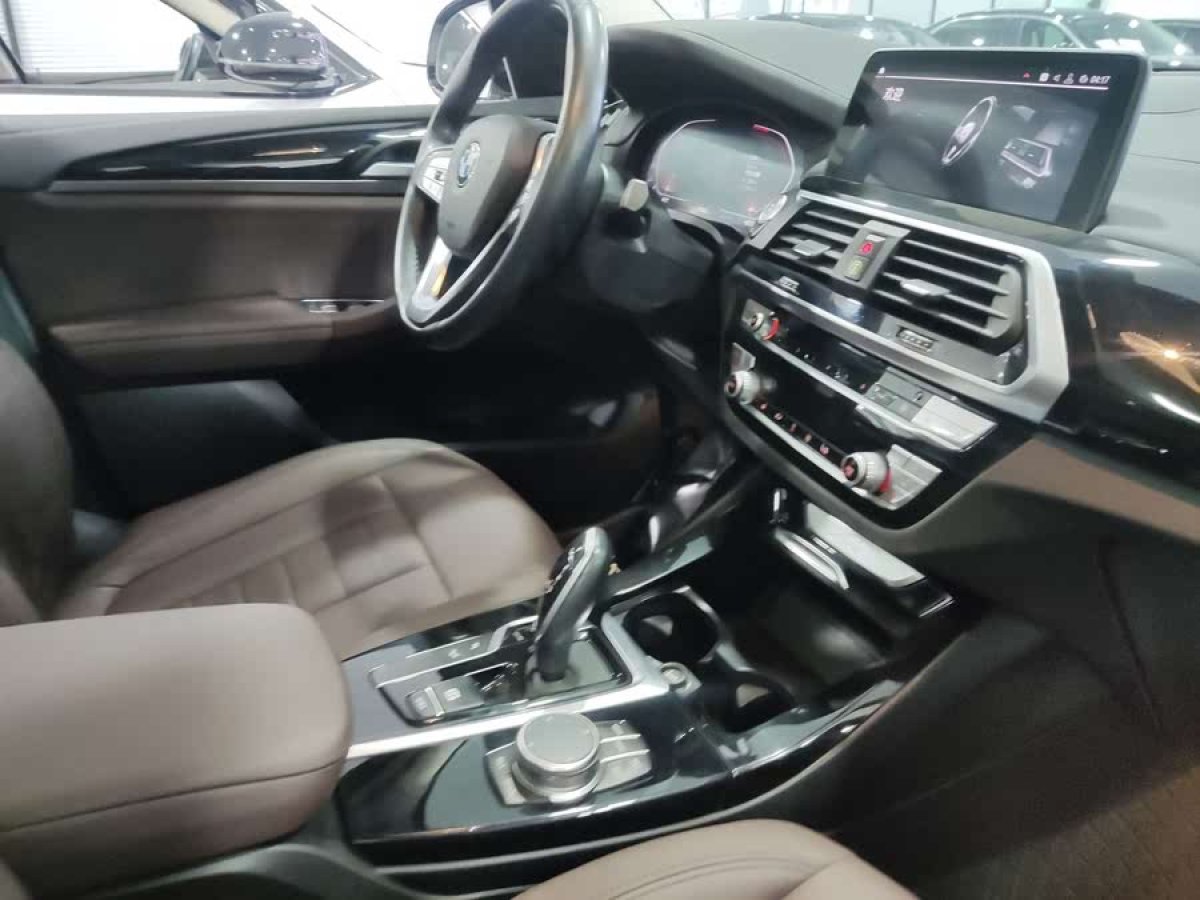 寶馬 寶馬X3  2020款 xDrive25i M運(yùn)動(dòng)套裝圖片