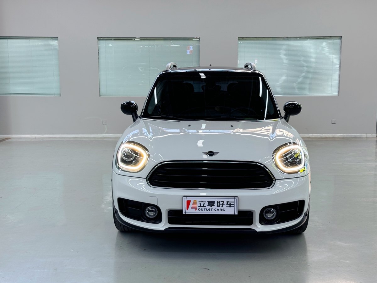 2020年5月MINI COUNTRYMAN  2019款 1.5T COOPER 藝術(shù)家周末旅行版