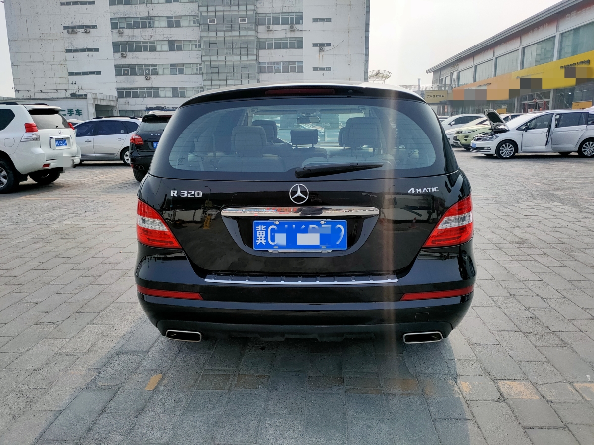 奔馳 奔馳R級  2014款 R 320 4MATIC 商務型圖片