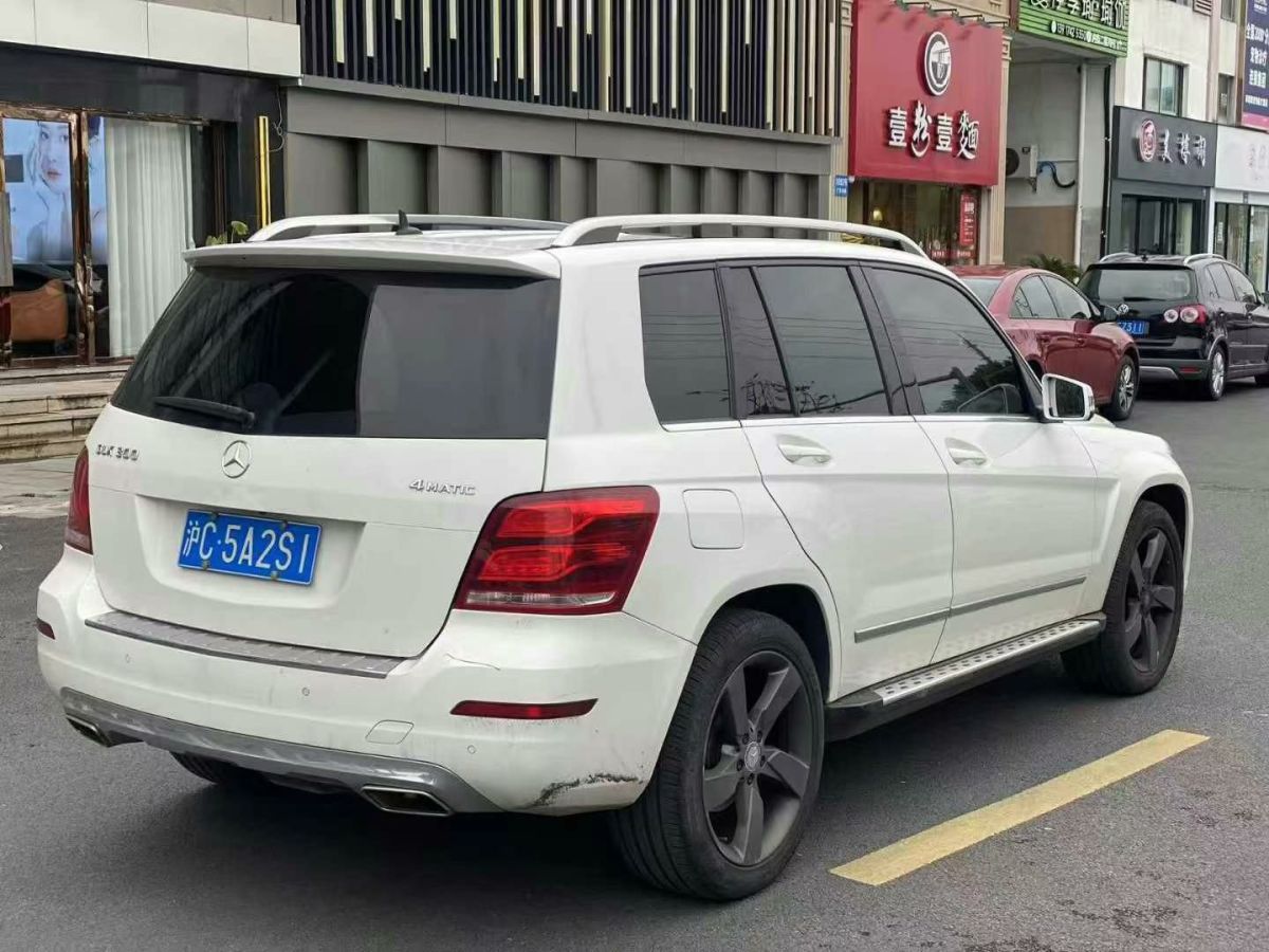 奔馳 奔馳GLK級(jí)  2013款 GLK 300 4MATIC 動(dòng)感天窗型圖片