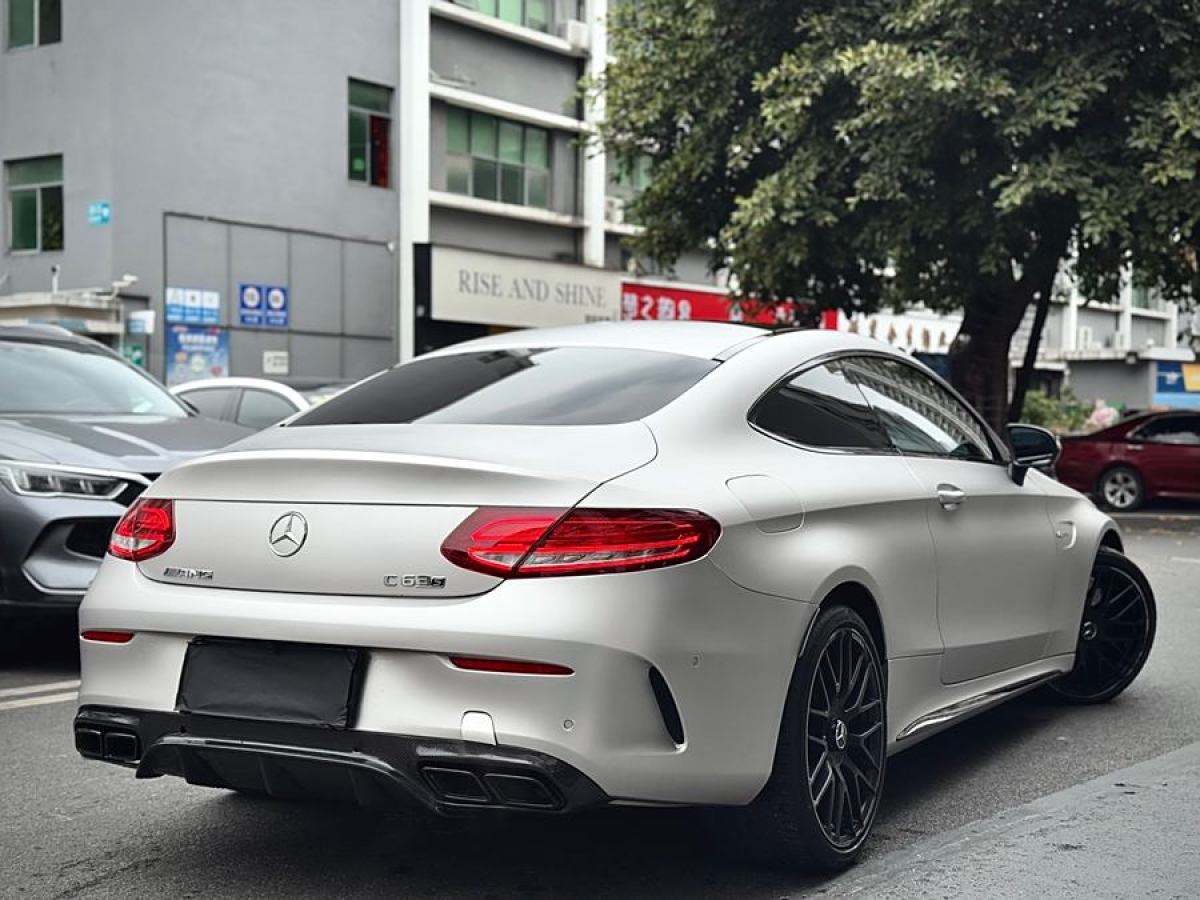 奔馳 奔馳C級(jí)AMG  2015款 AMG C 63 S圖片