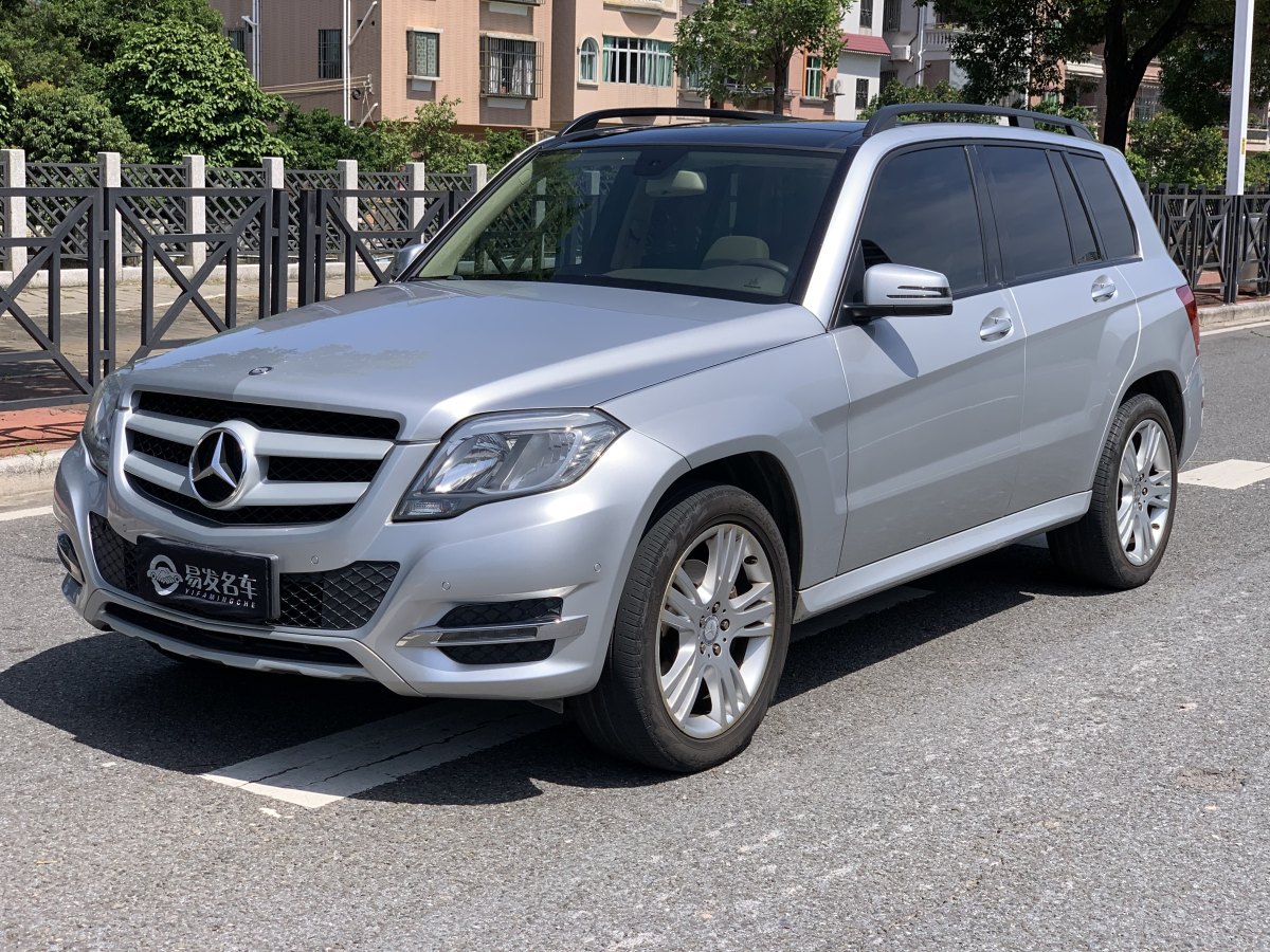 2014年9月奔馳 奔馳GLK級(jí)  2014款 GLK 260 4MATIC 動(dòng)感型