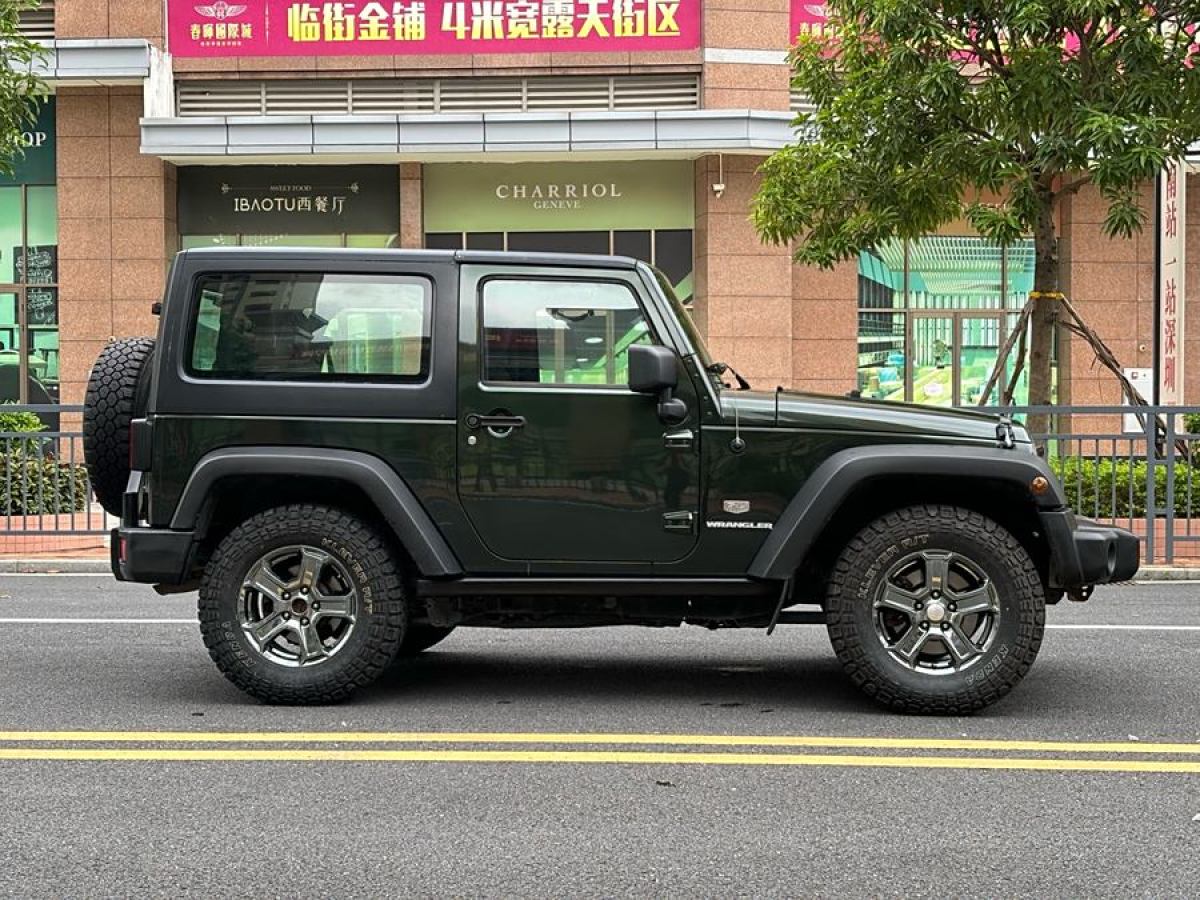 Jeep 牧馬人  2011款 3.8L Rubicon 兩門版圖片