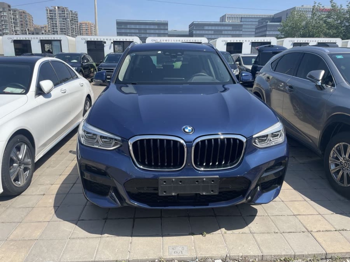 寶馬 寶馬X3  2021款 改款 xDrive30i 領(lǐng)先型 M運動套裝圖片