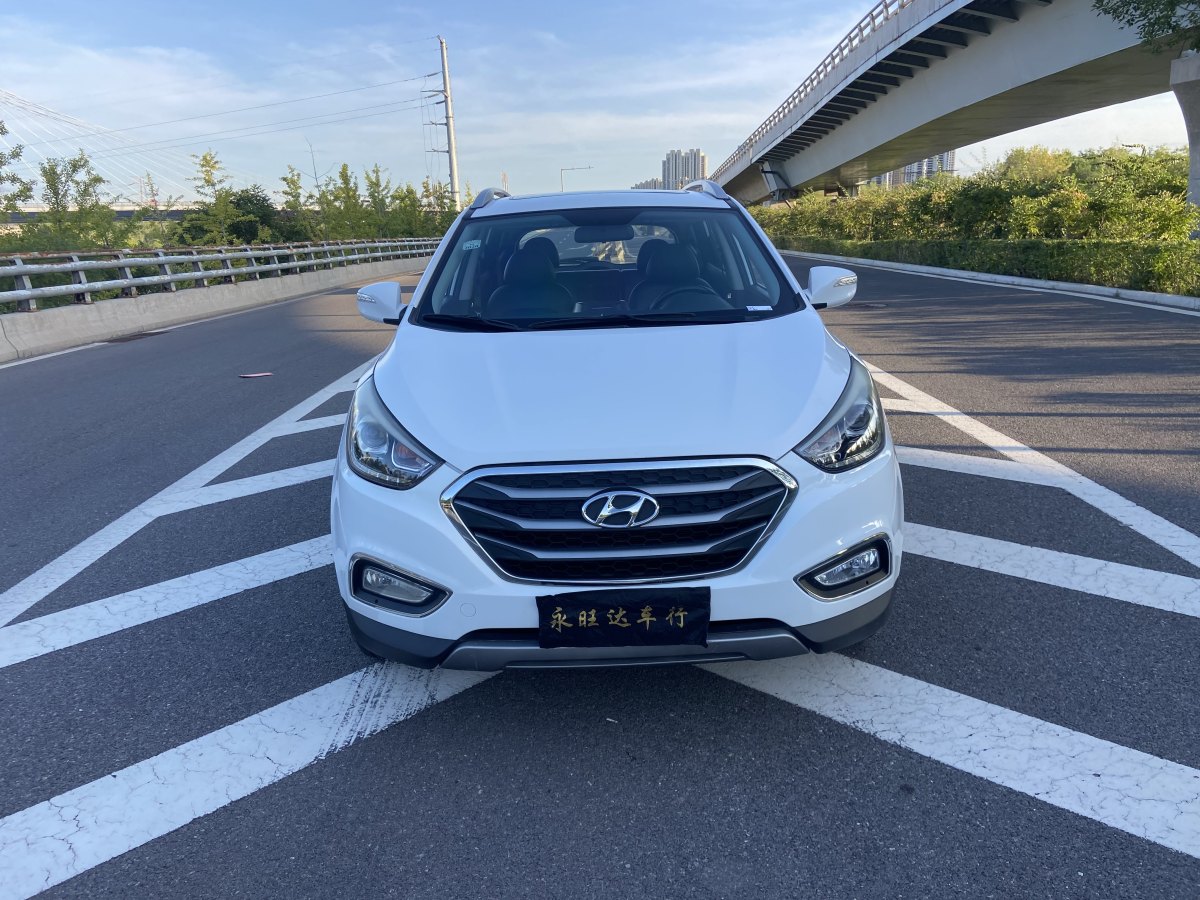 现代 ix35  2015款 2.0L 自动两驱智能型 国V图片