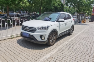 ix25 現(xiàn)代 1.6L 自動(dòng)兩驅(qū)智能型GLS