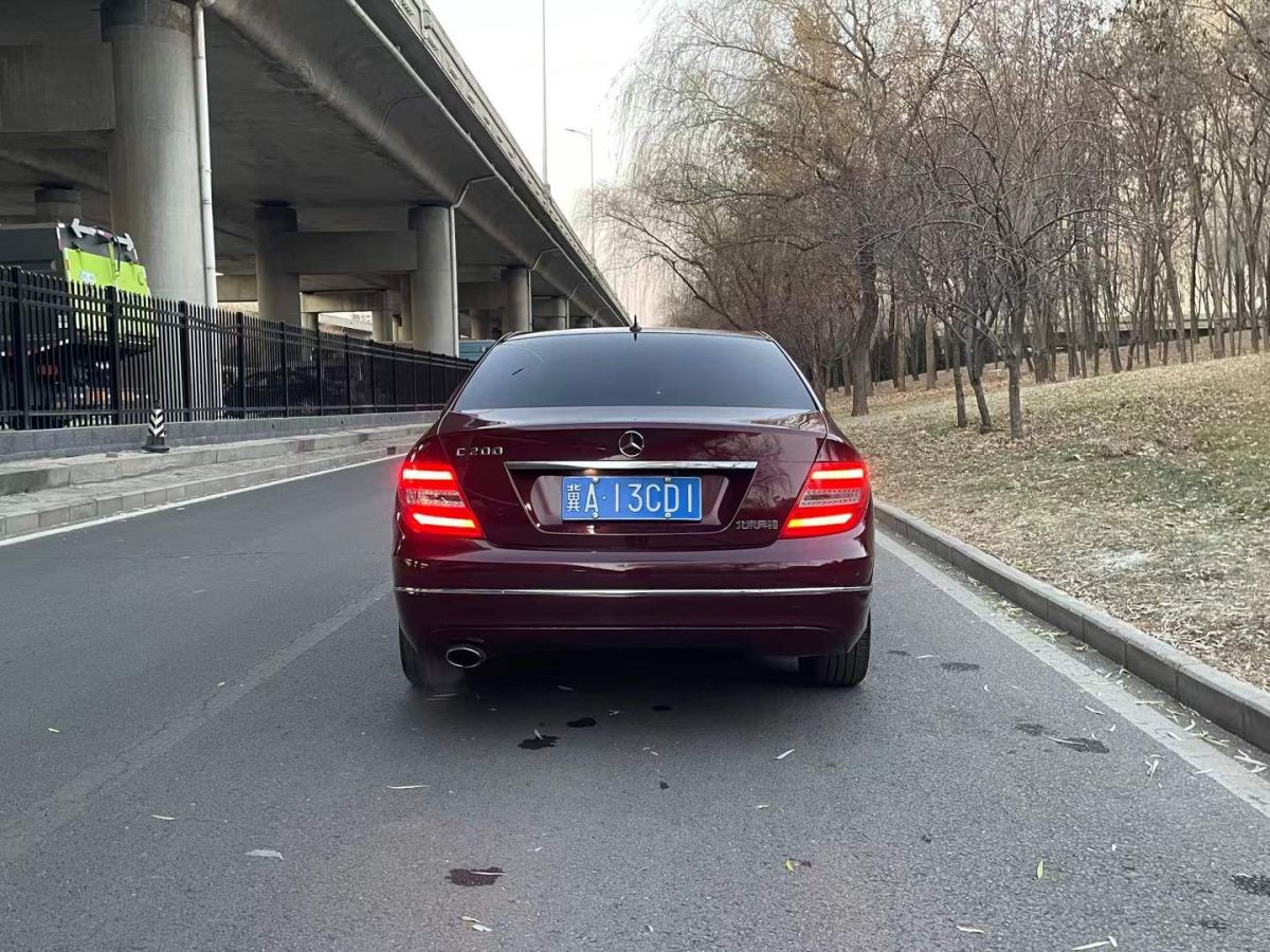 奔馳 奔馳C級(jí)AMG  2012款 AMG C 63 動(dòng)感型圖片