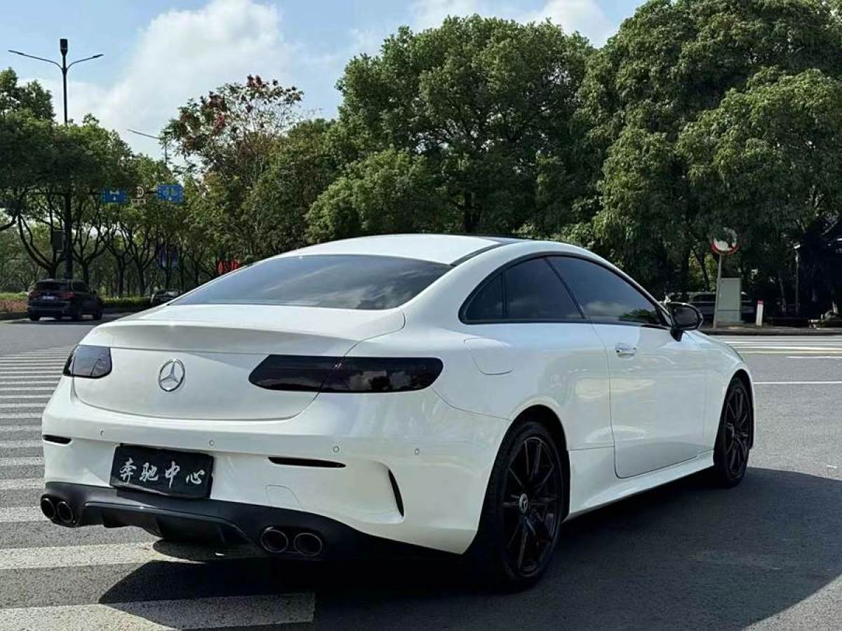 奔馳 奔馳E級(jí)  2021款 改款 E 260 轎跑車圖片