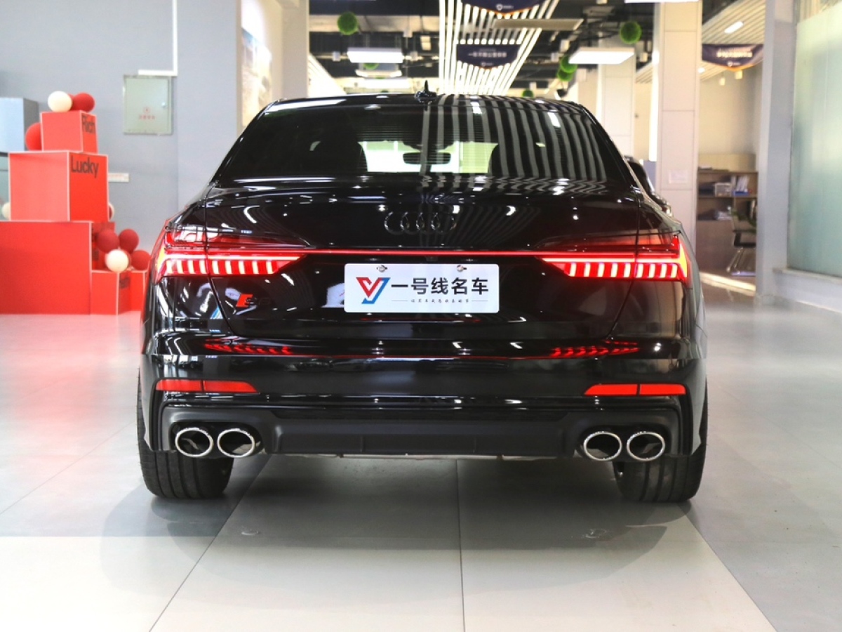 奧迪 奧迪A6L  2024款 45 TFSI 臻選動感型圖片